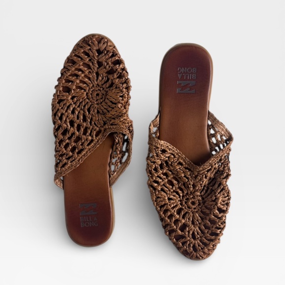 Billabong Shoes - Billabong La‎ Palma Beach Mules in brown or "Desert Daze" color Size 9